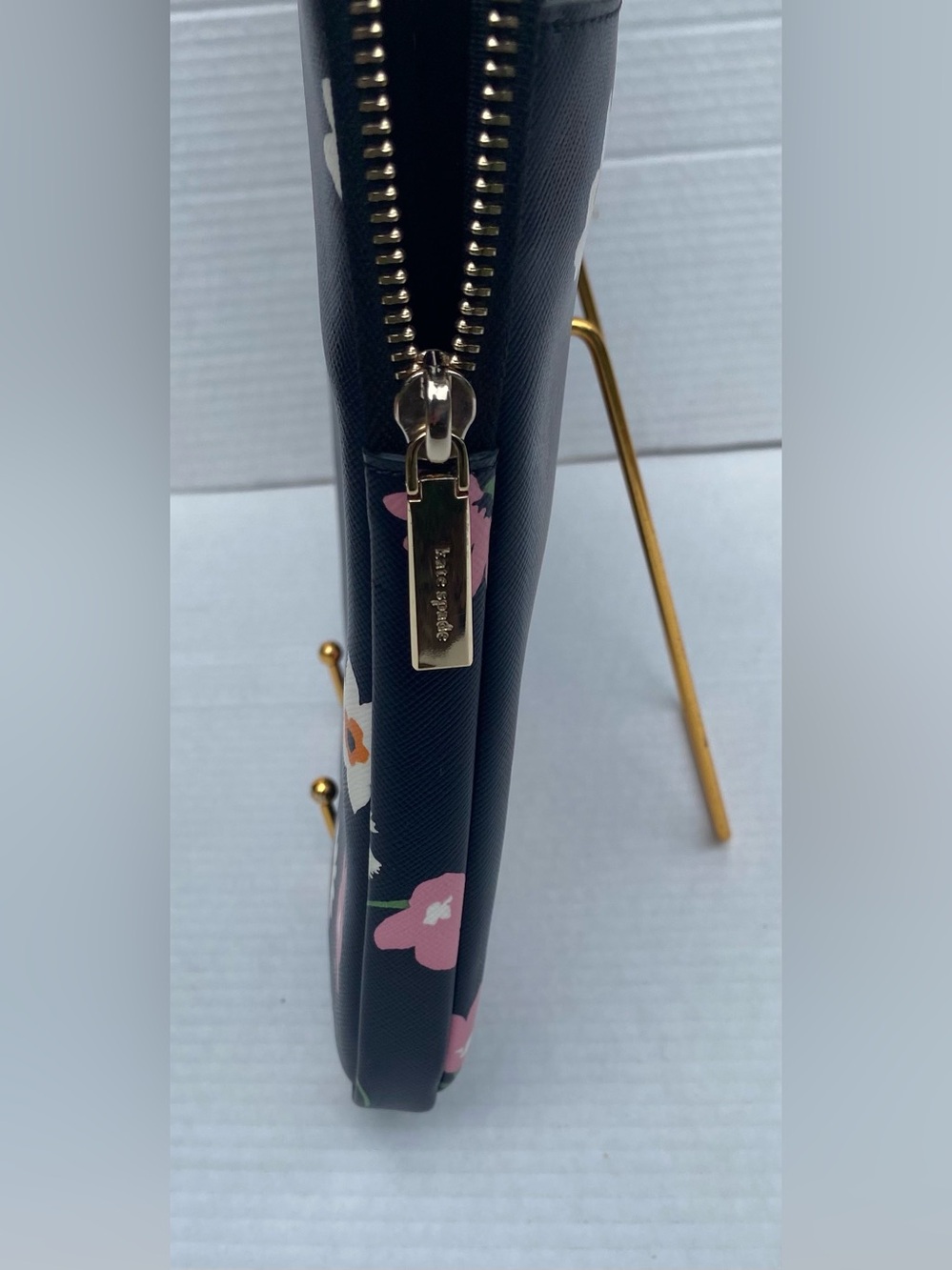 kate spade Laptop Cover 15" Kate Spade Original 🌸🪷✨ - Picture 15 of 15